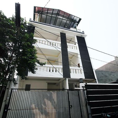 巴厘甘榜卡马尔家庭旅馆iii 雅加达 外观 照片
